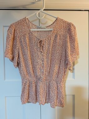 Abercrombie & Fitch Peasant Style Top W/ Synched Waist Size L Buttons Light Pink